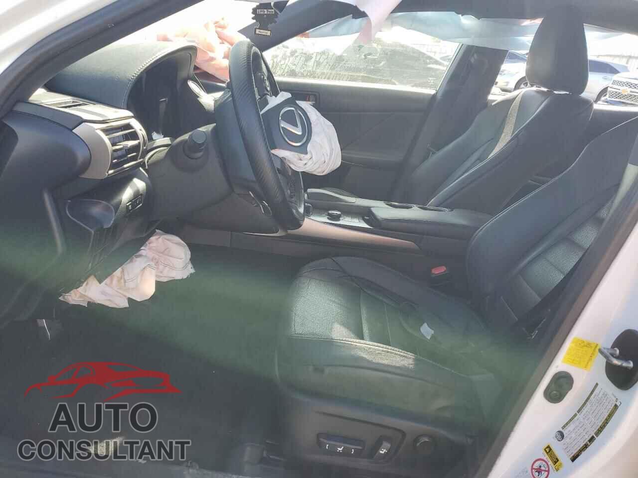 LEXUS IS 2014 - JTHBF1D27E5012311