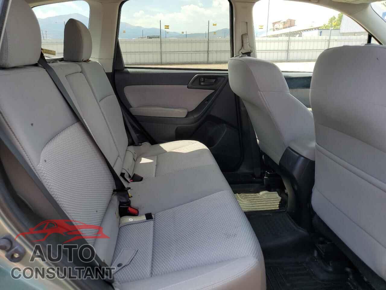 SUBARU FORESTER 2018 - JF2SJAEC3JH593873