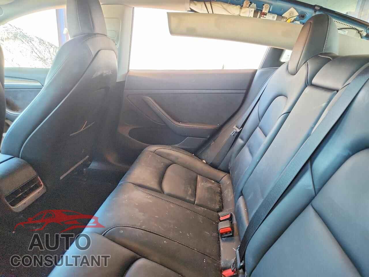 TESLA MODEL 3 2022 - 5YJ3E1EB8NF341007