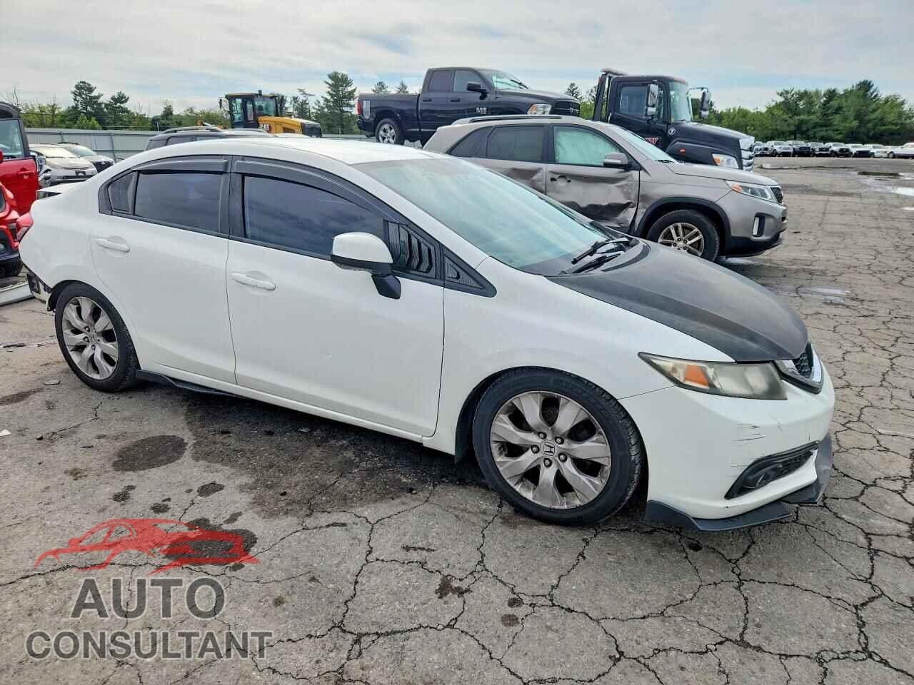 HONDA CIVIC 2013 - 2HGFB2F55DH583929