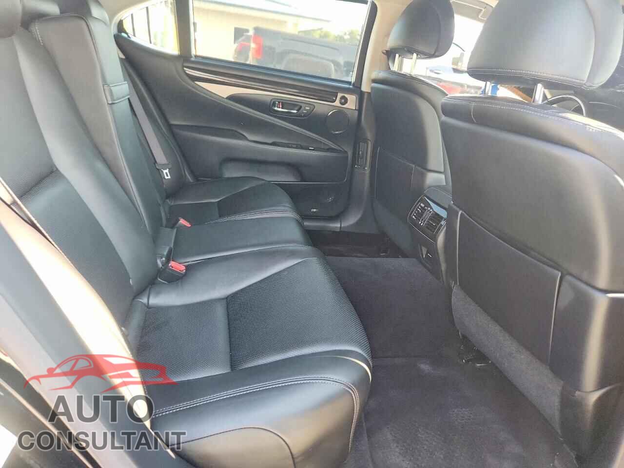 LEXUS LS460 2017 - JTHGL1EF8H5057567