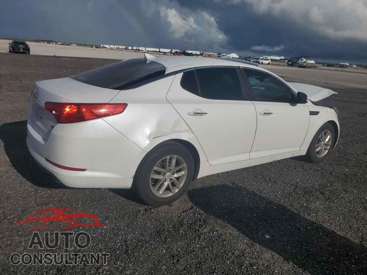 KIA OPTIMA 2012 - KNAGM4A71C5275418