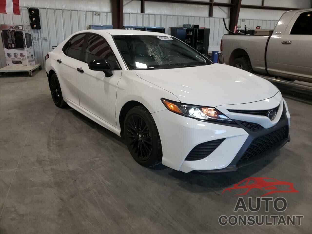 TOYOTA CAMRY 2020 - 4T1G11AK8LU319205