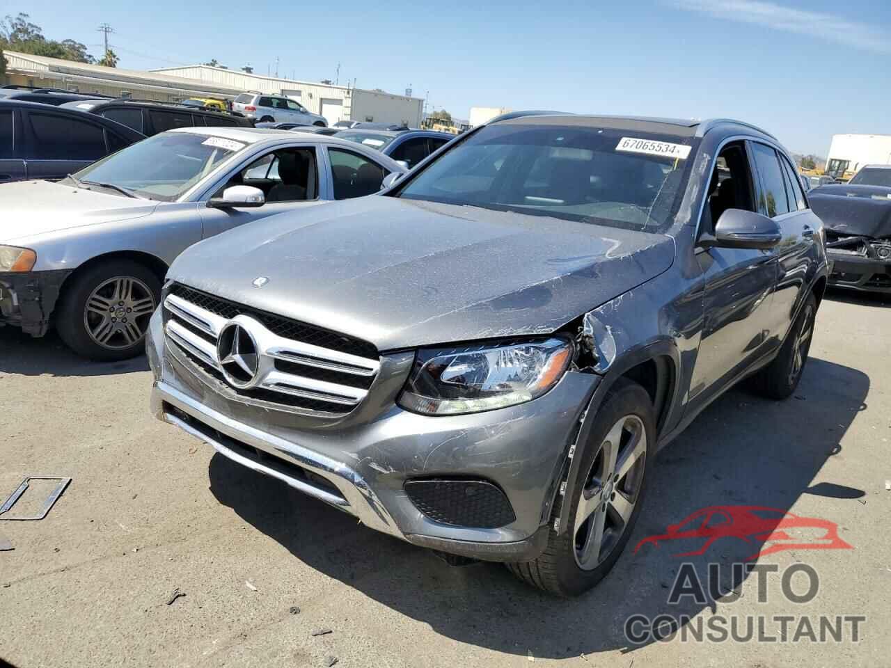 MERCEDES-BENZ GLC-CLASS 2016 - WDC0G4JBXGF043684