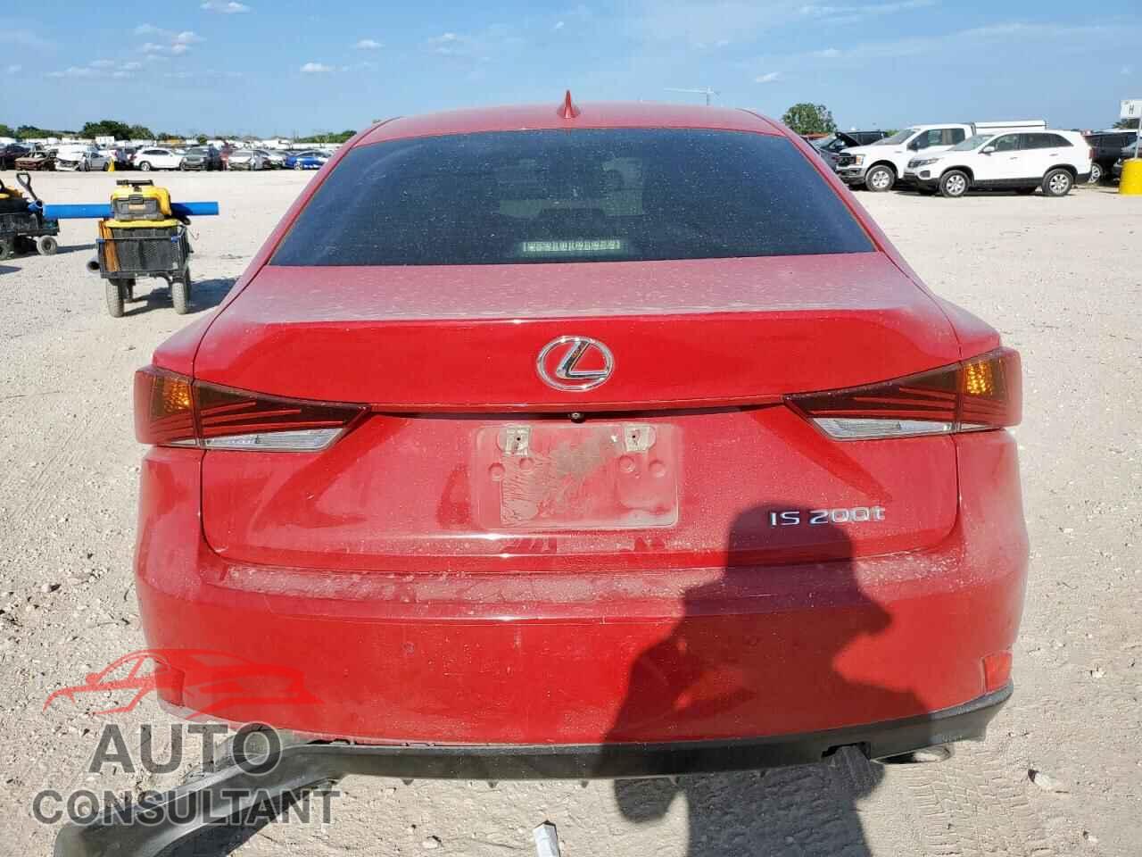LEXUS IS 2017 - JTHBA1D21H5059417