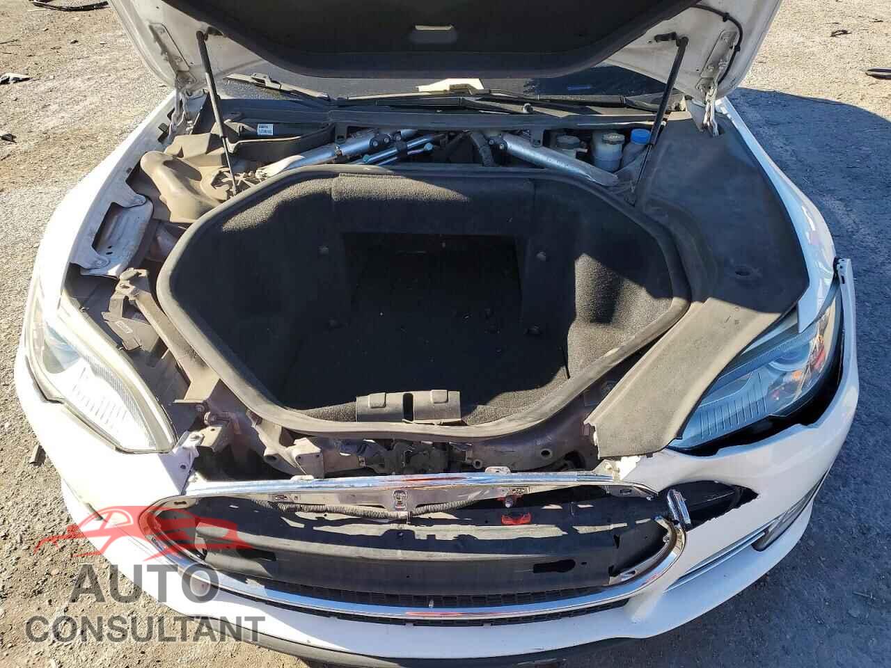 TESLA MODEL S 2013 - 5YJSA1CN3DFP04123