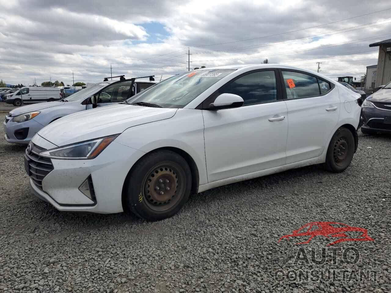 HYUNDAI ELANTRA 2019 - 5NPD74LF2KH400474