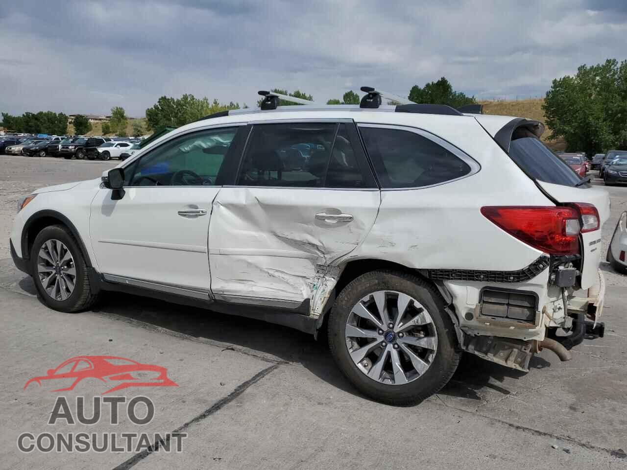 SUBARU OUTBACK 2017 - 4S4BSETC7H3388372