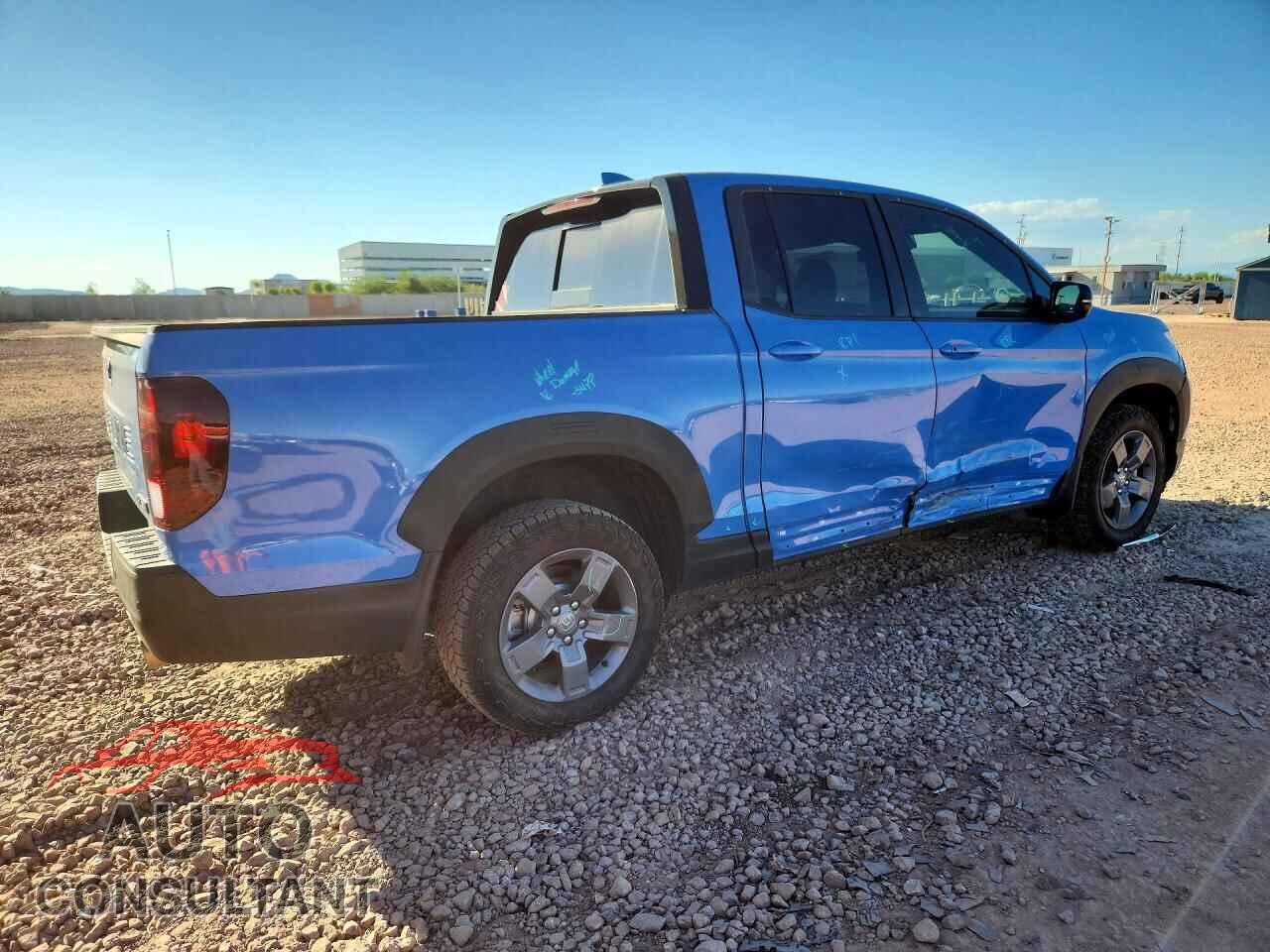HONDA RIDGELINE 2024 - 5FPYK3F61RB032505