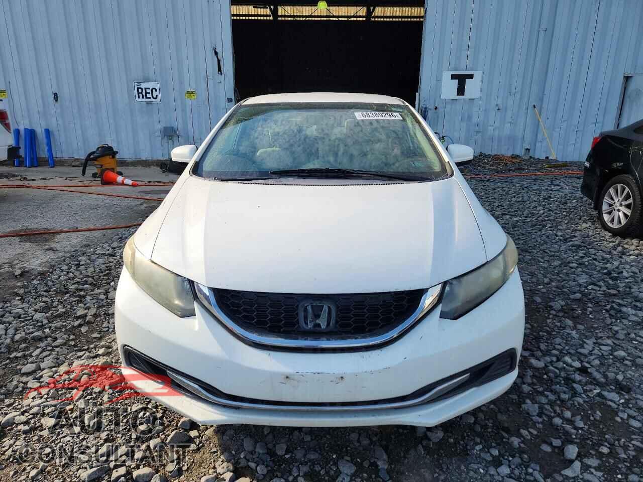 HONDA CIVIC 2014 - 2HGFB2F58EH557228