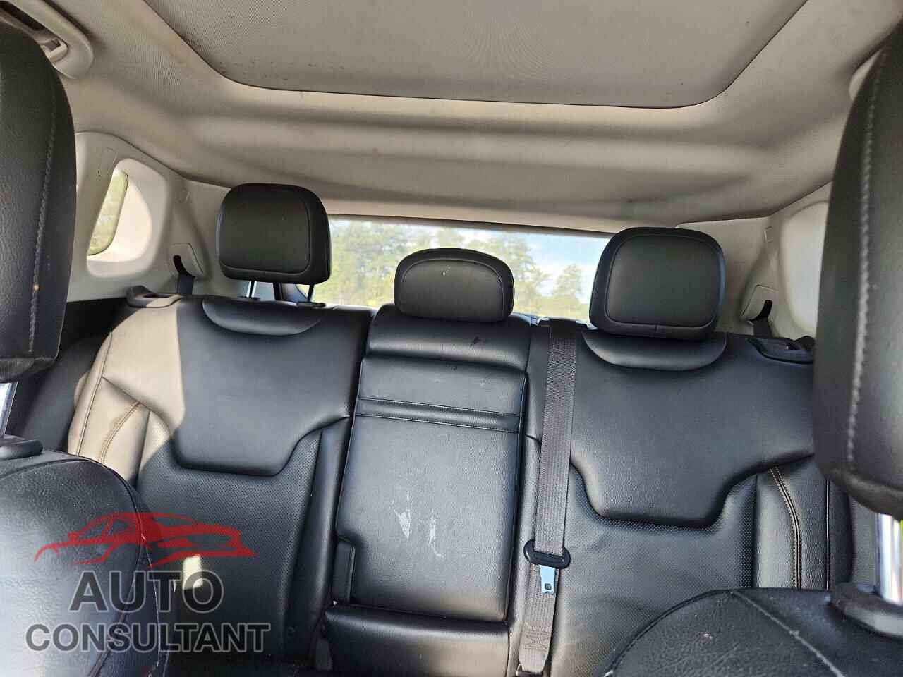 JEEP COMPASS 2017 - 3C4NJDCB4HT665568