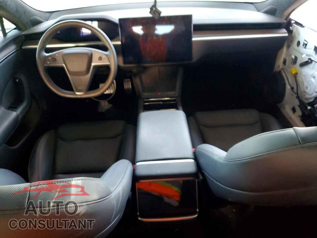 TESLA MODEL S 2024 - 5YJSA1E57RF543182
