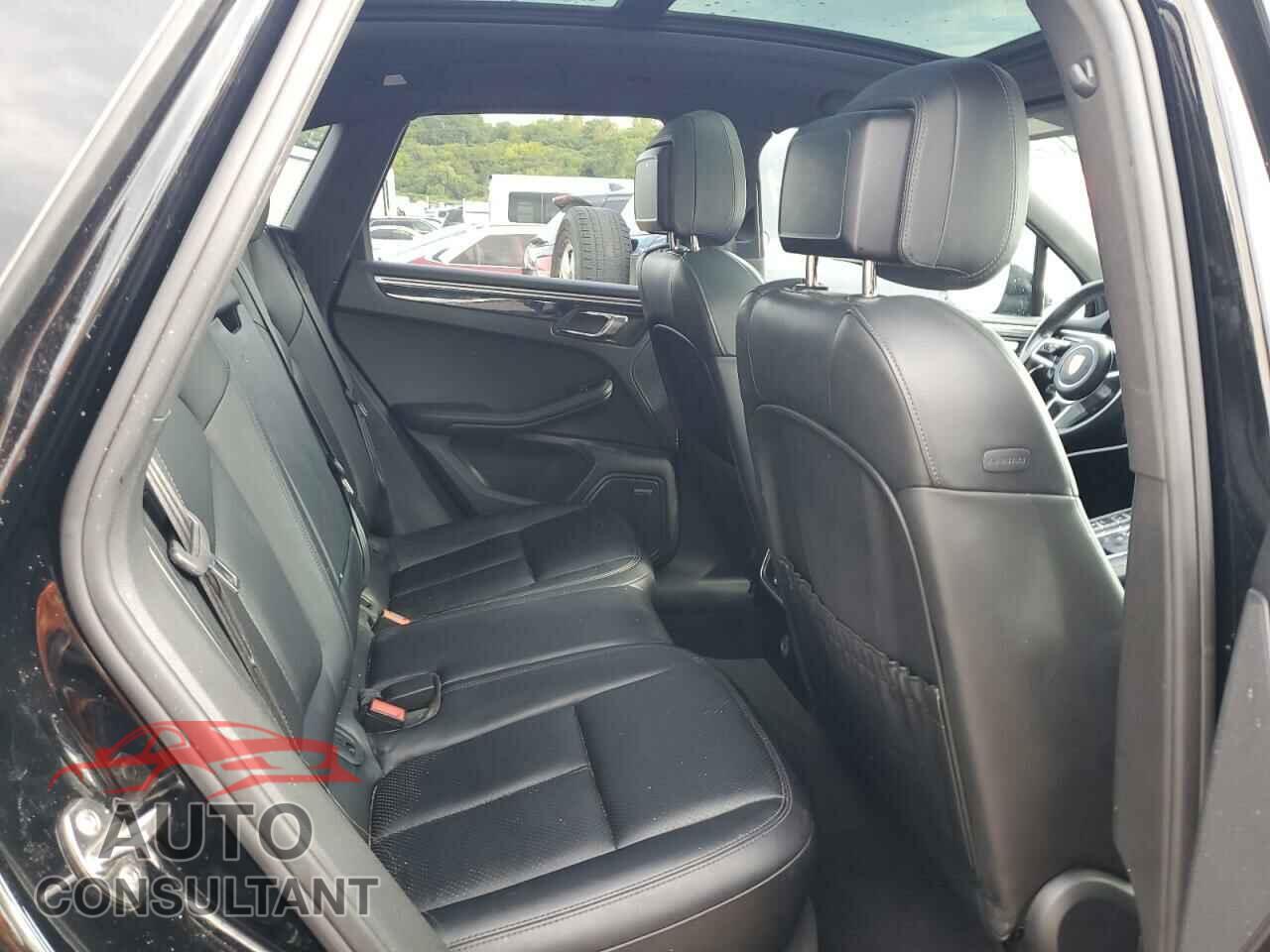 PORSCHE MACAN 2017 - WP1AB2A59HLB15578
