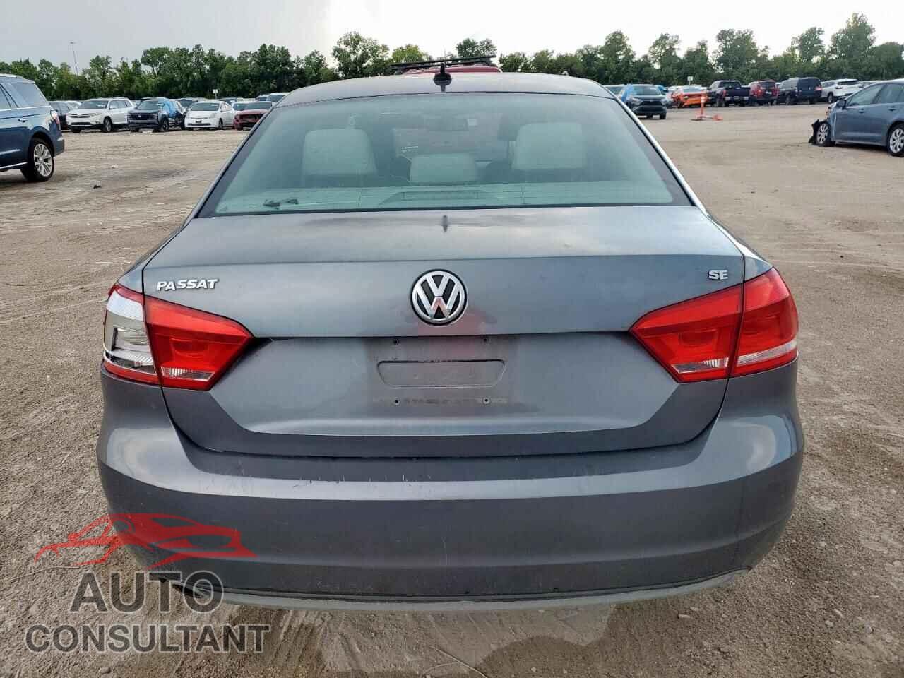 VOLKSWAGEN PASSAT 2012 - 1VWBH7A3XCC056515