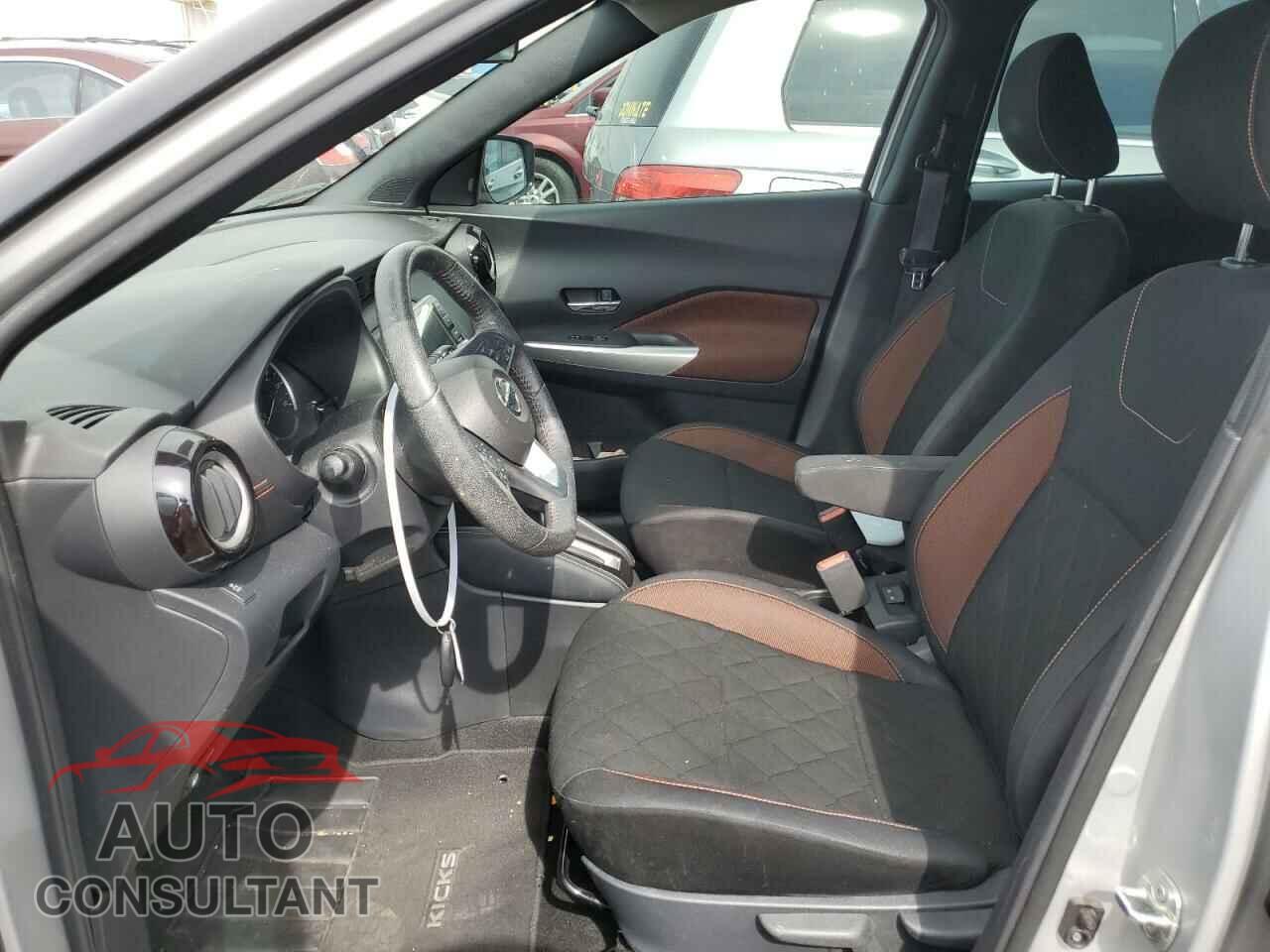 NISSAN KICKS 2019 - 3N1CP5CU3KL517600