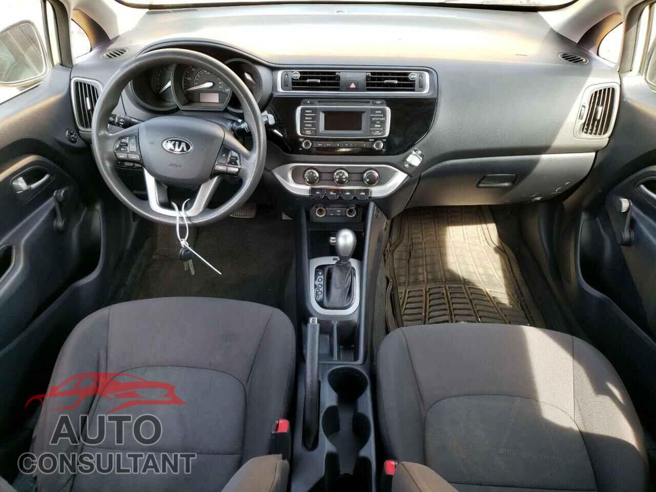 KIA RIO 2017 - KNADM5A37H6006928