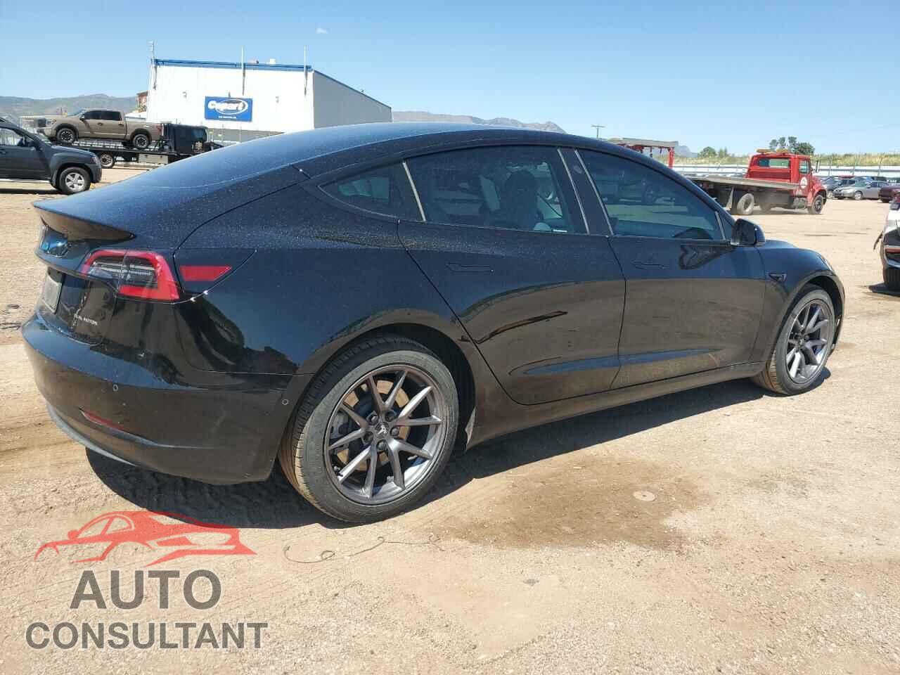 TESLA MODEL 3 2021 - 5YJ3E1EB9MF052538