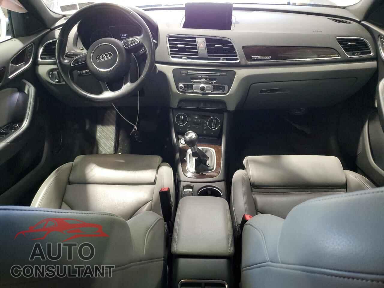 AUDI Q3 2016 - WA1EFCFS0GR015371