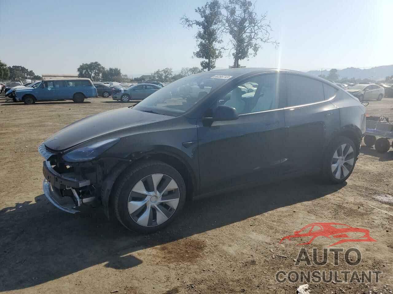 TESLA MODEL Y 2023 - 7SAYGDEE5PF631125