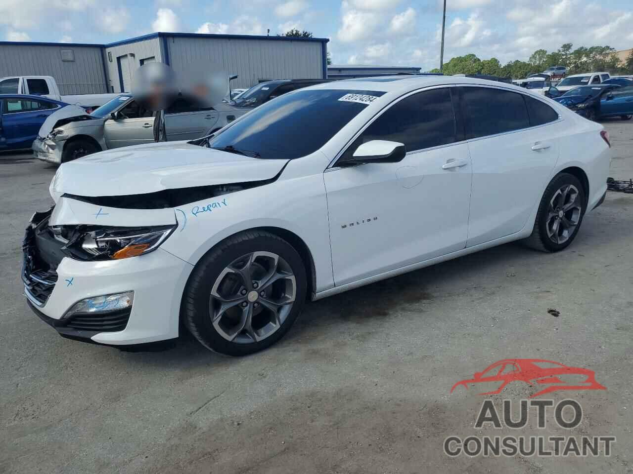 CHEVROLET MALIBU 2021 - 1G1ZD5ST1MF024707