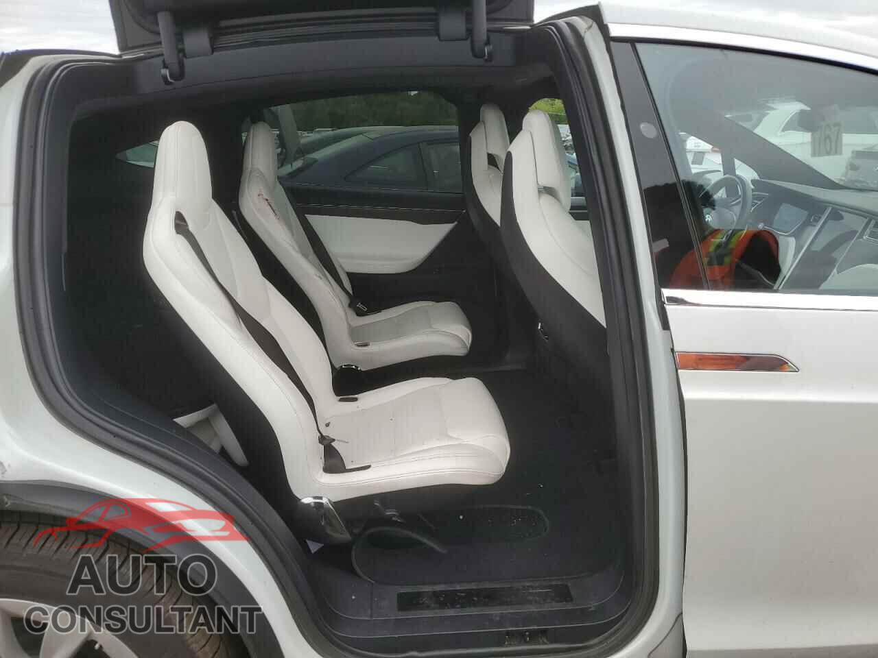 TESLA MODEL X 2017 - 5YJXCBE28HF067714