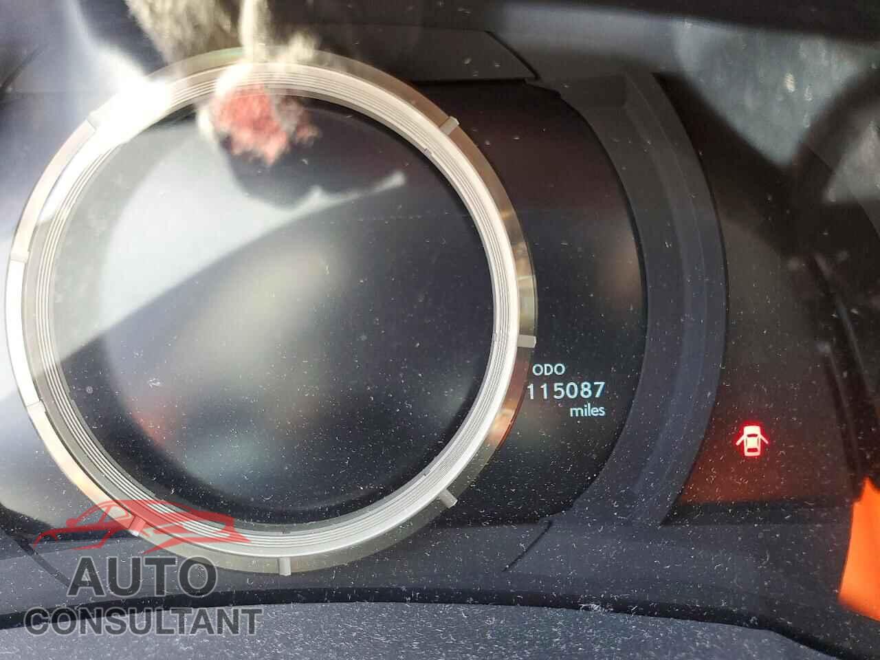 LEXUS IS 2015 - JTHBE1D26F5021909