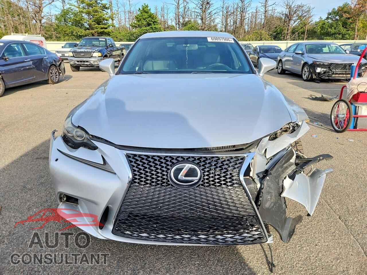 LEXUS IS 2015 - JTHBF1D28F5061048