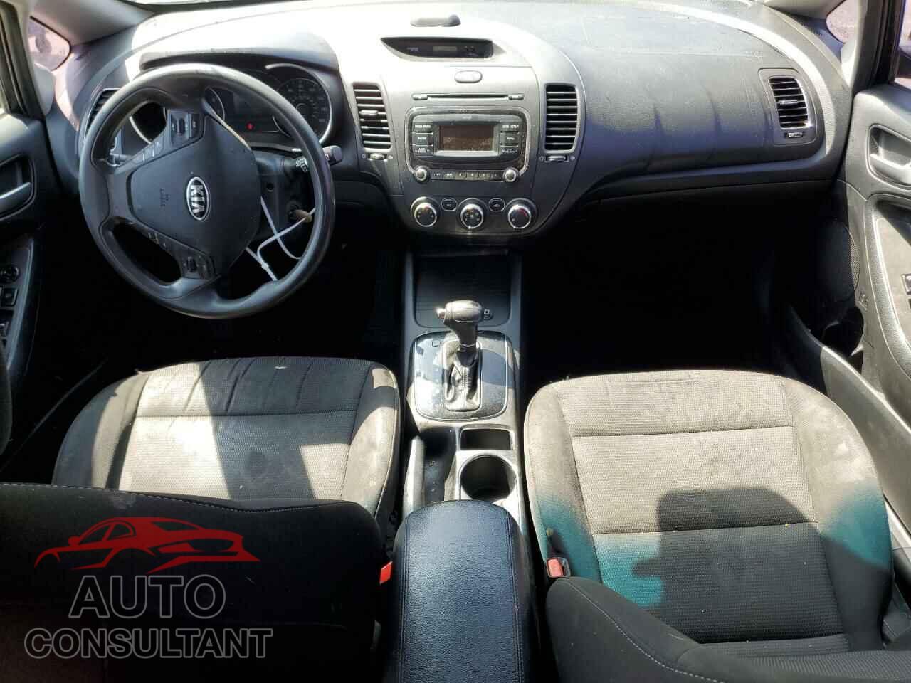 KIA FORTE 2017 - KNAFK5A86H5667463