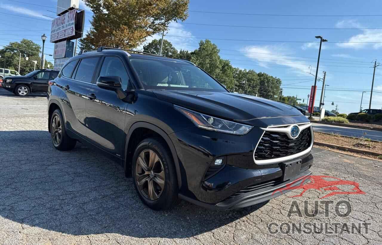 TOYOTA HIGHLANDER 2023 - 5TDABRCH4PS564102