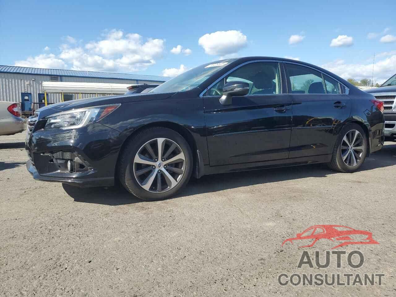 SUBARU LEGACY 2018 - 4S3BNAN63J3008526