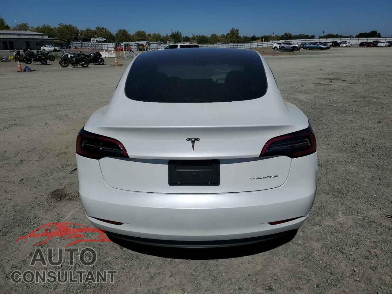 TESLA MODEL 3 2023 - 5YJ3E1EB8PF609640