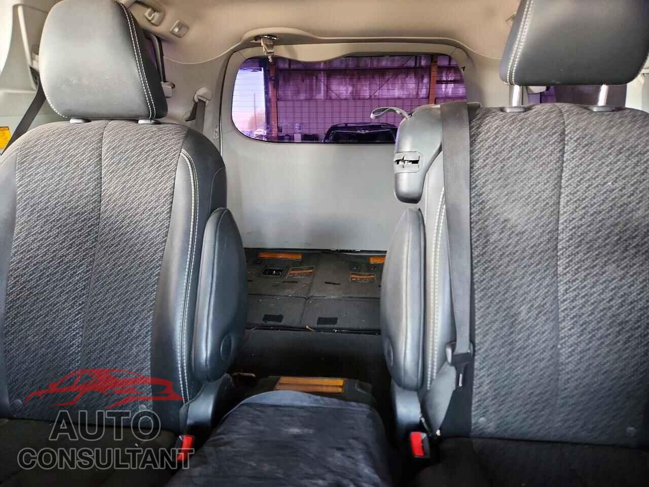 TOYOTA SIENNA 2012 - 5TDXK3DC3CS212455