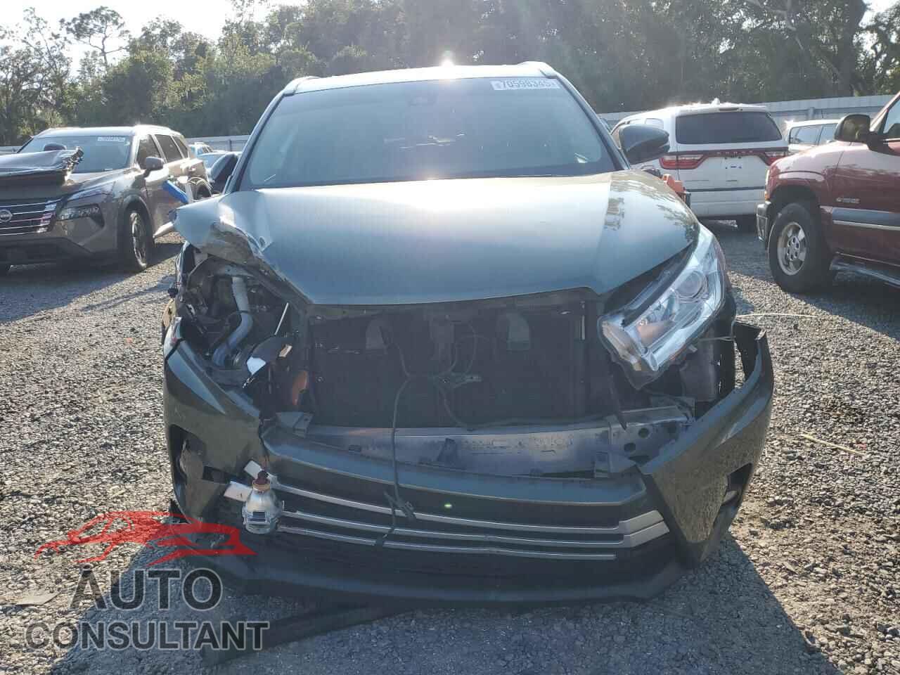 TOYOTA HIGHLANDER 2017 - 5TDKZRFH7HS216548