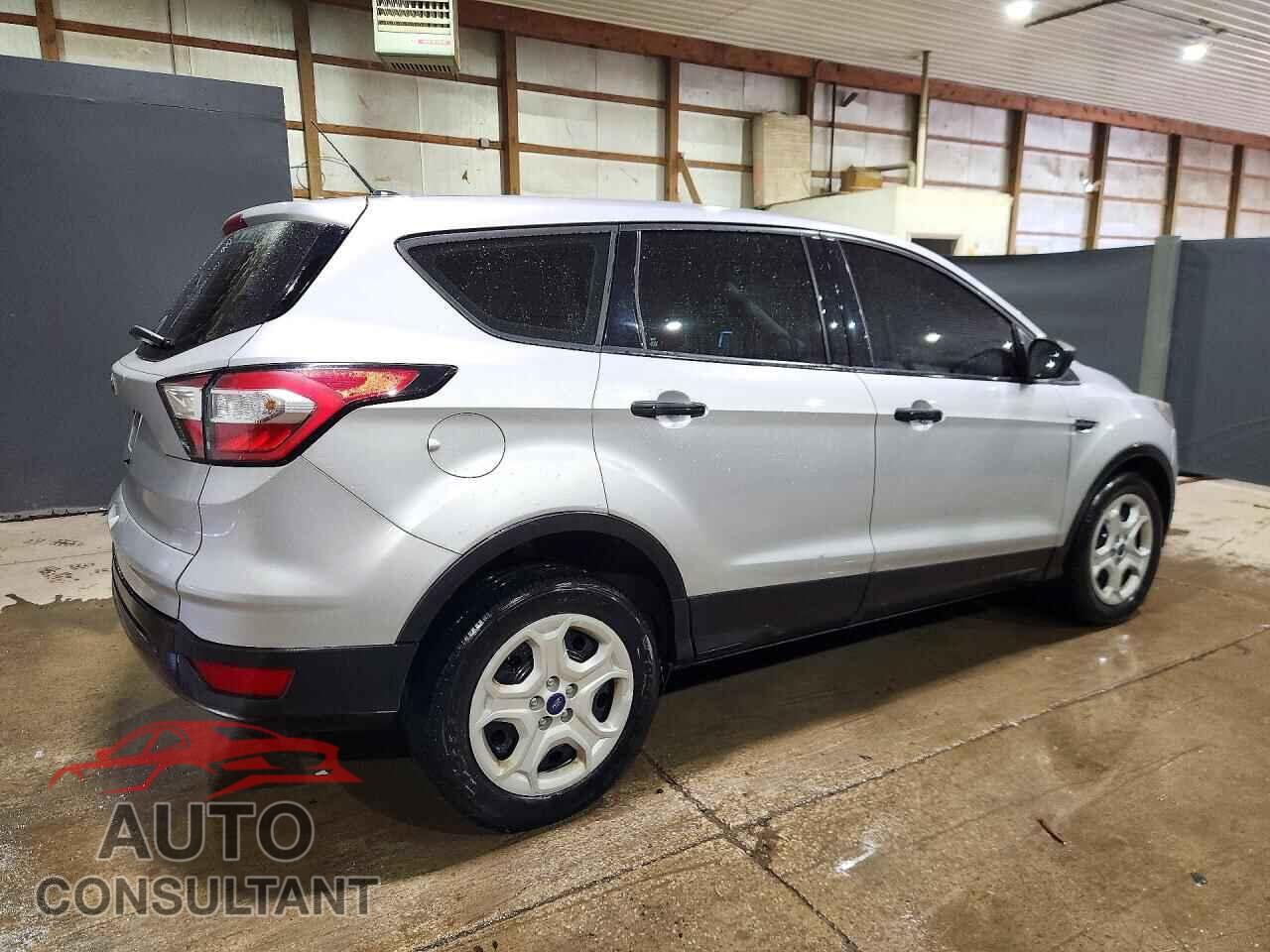 FORD ESCAPE 2018 - 1FMCU0F73JUC00088