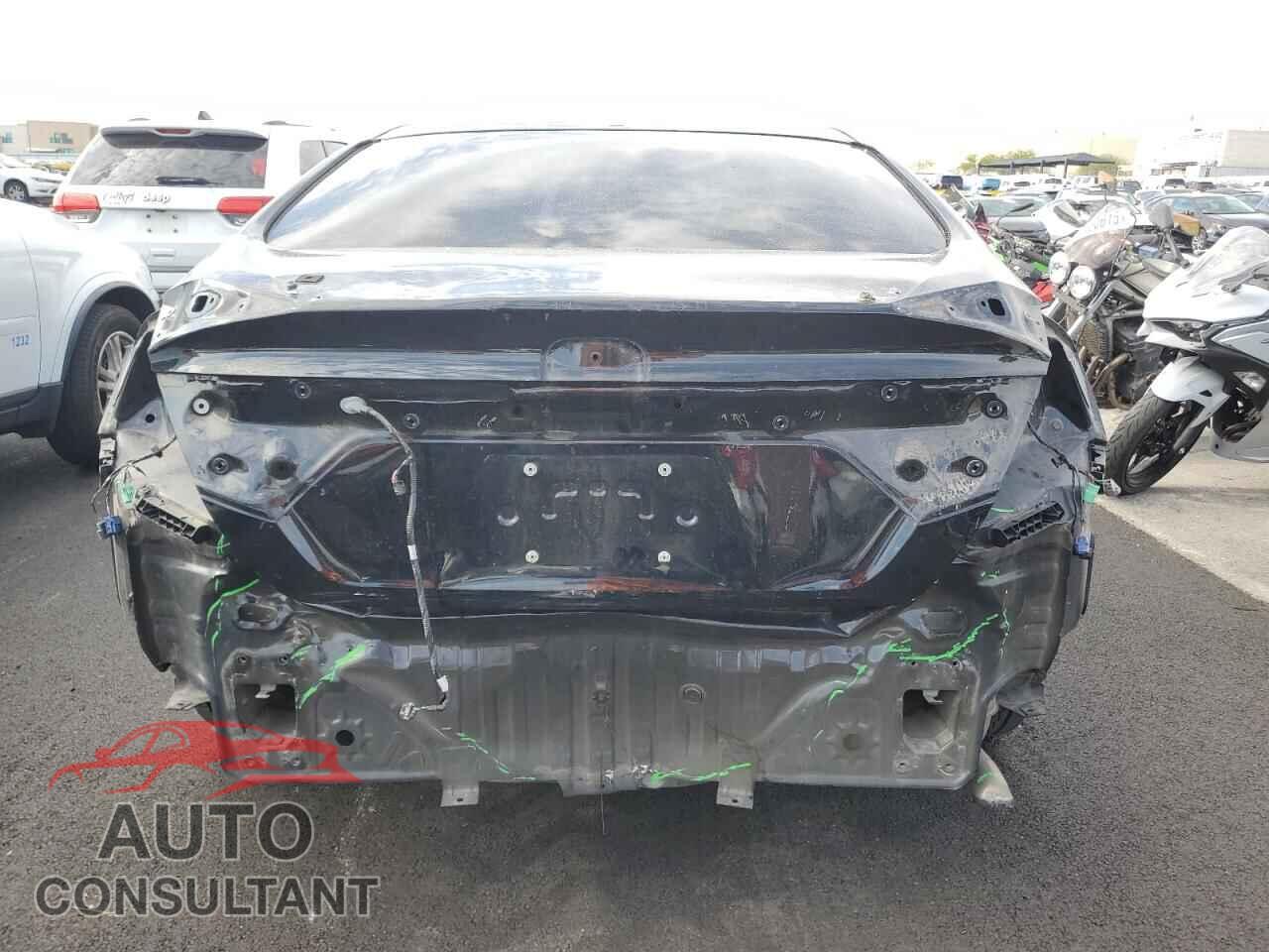 HONDA CIVIC 2018 - 19XFC2F53JE025273