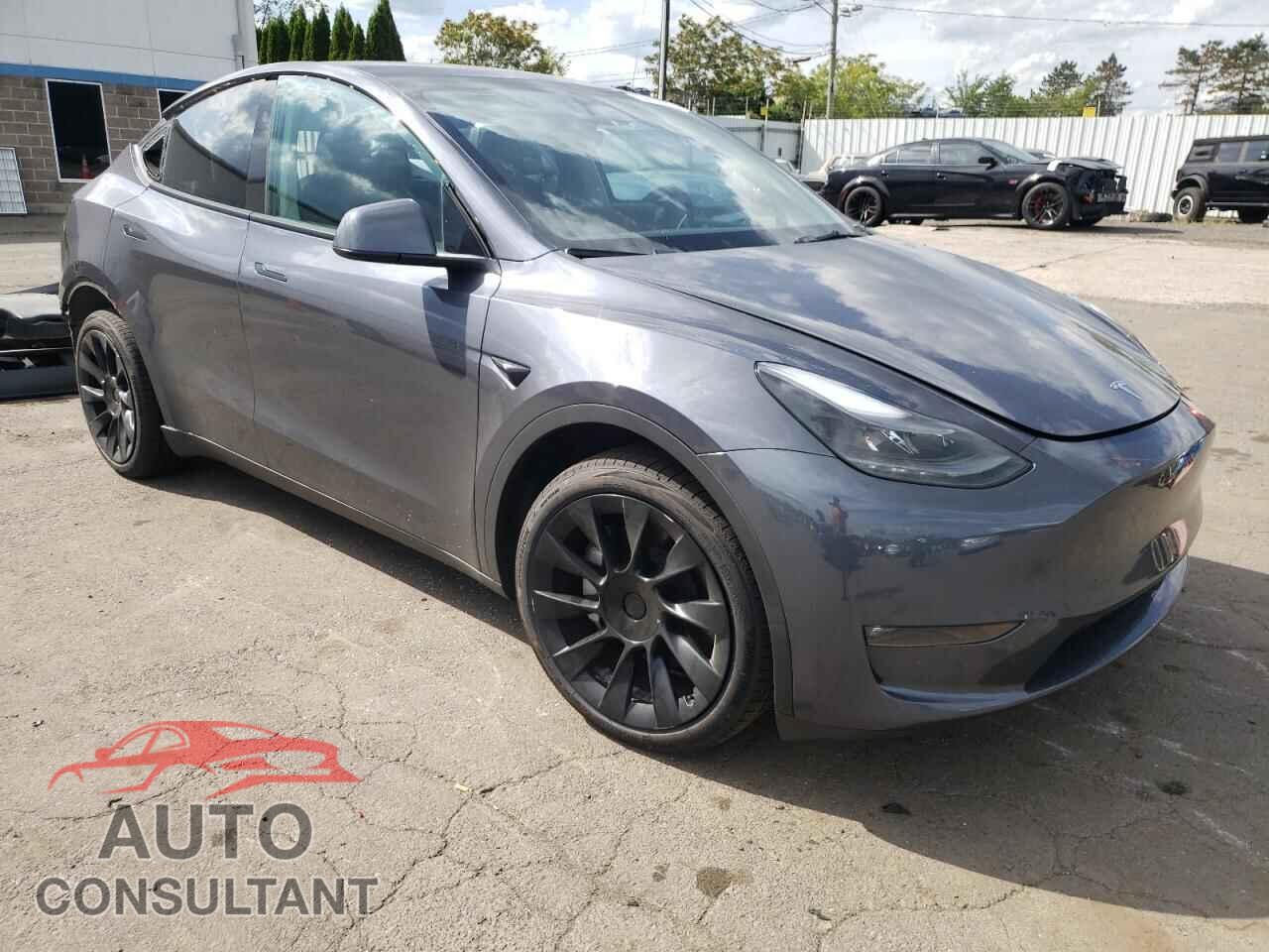 TESLA MODEL Y 2023 - 7SAYGDEE4PF814077
