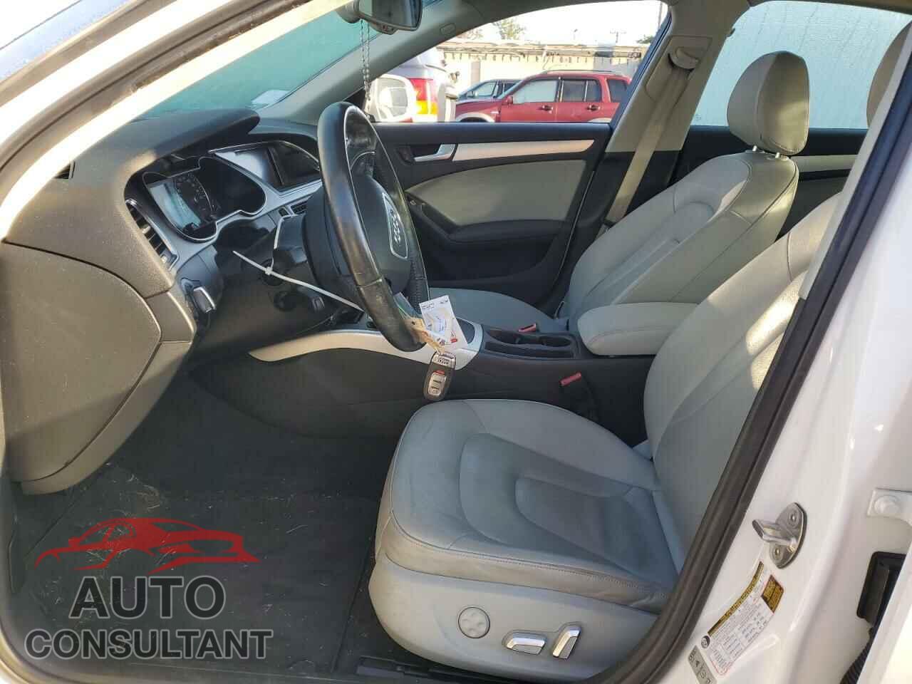 AUDI A4 2013 - WAUFFAFL7DN051243