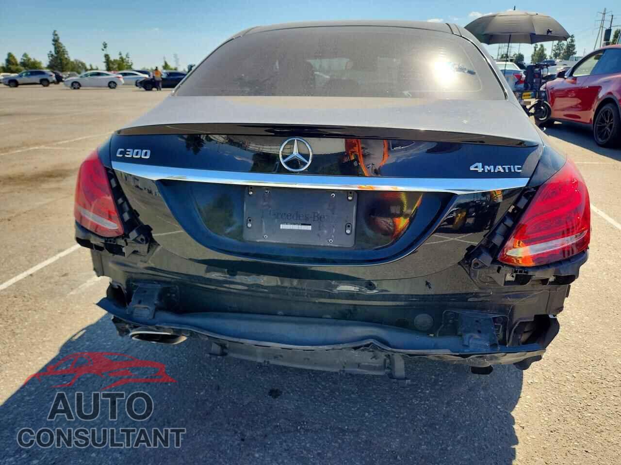 MERCEDES-BENZ C-CLASS 2016 - 55SWF4KB2GU136929