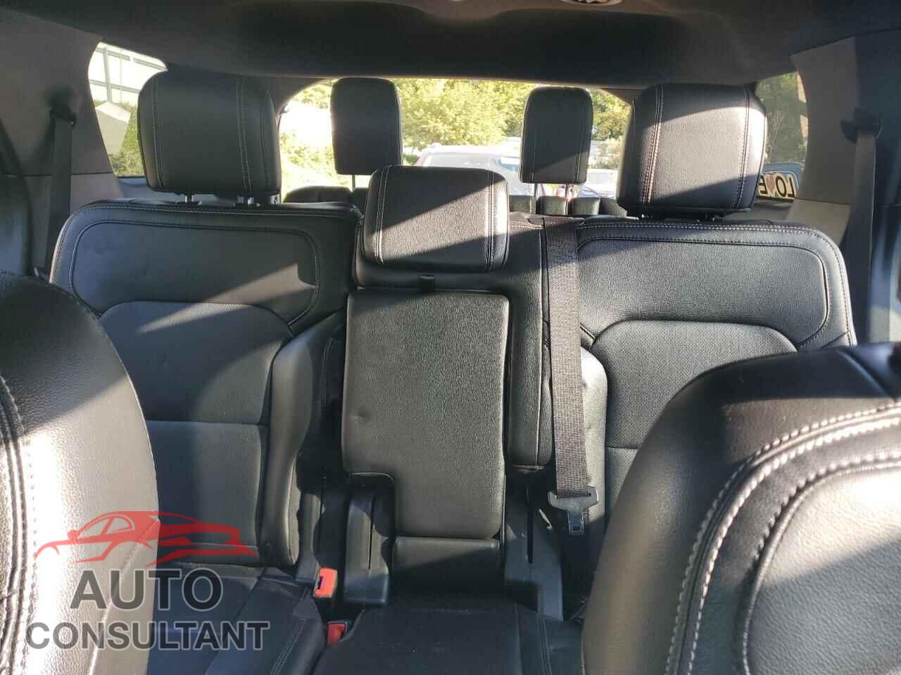FORD EXPLORER 2018 - 1FM5K8F89JGB91403