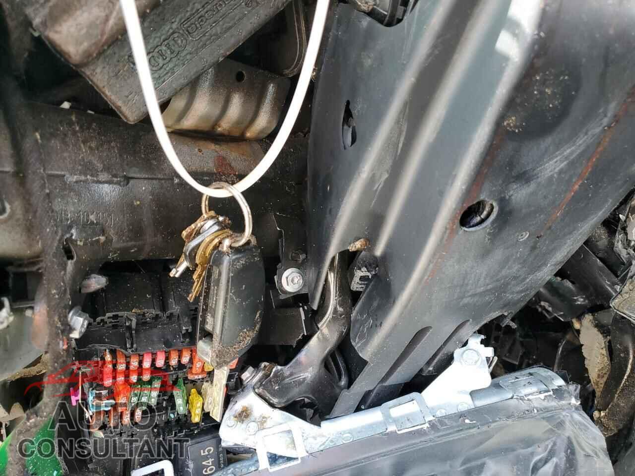 AUDI A3 2020 - WAUBEGFF2LA027274