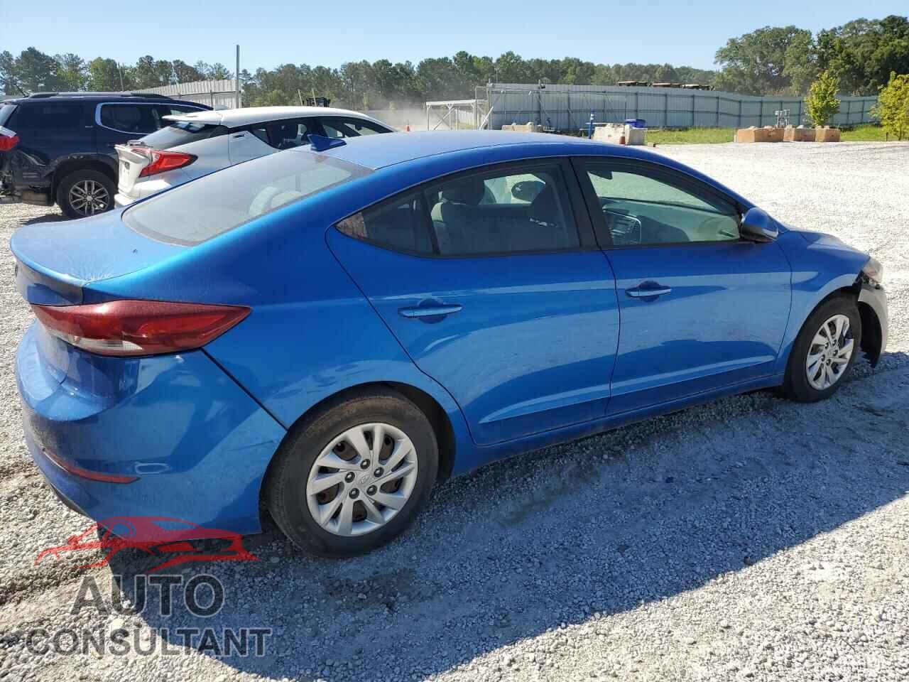 HYUNDAI ELANTRA 2017 - KMHD74LF7HU074875