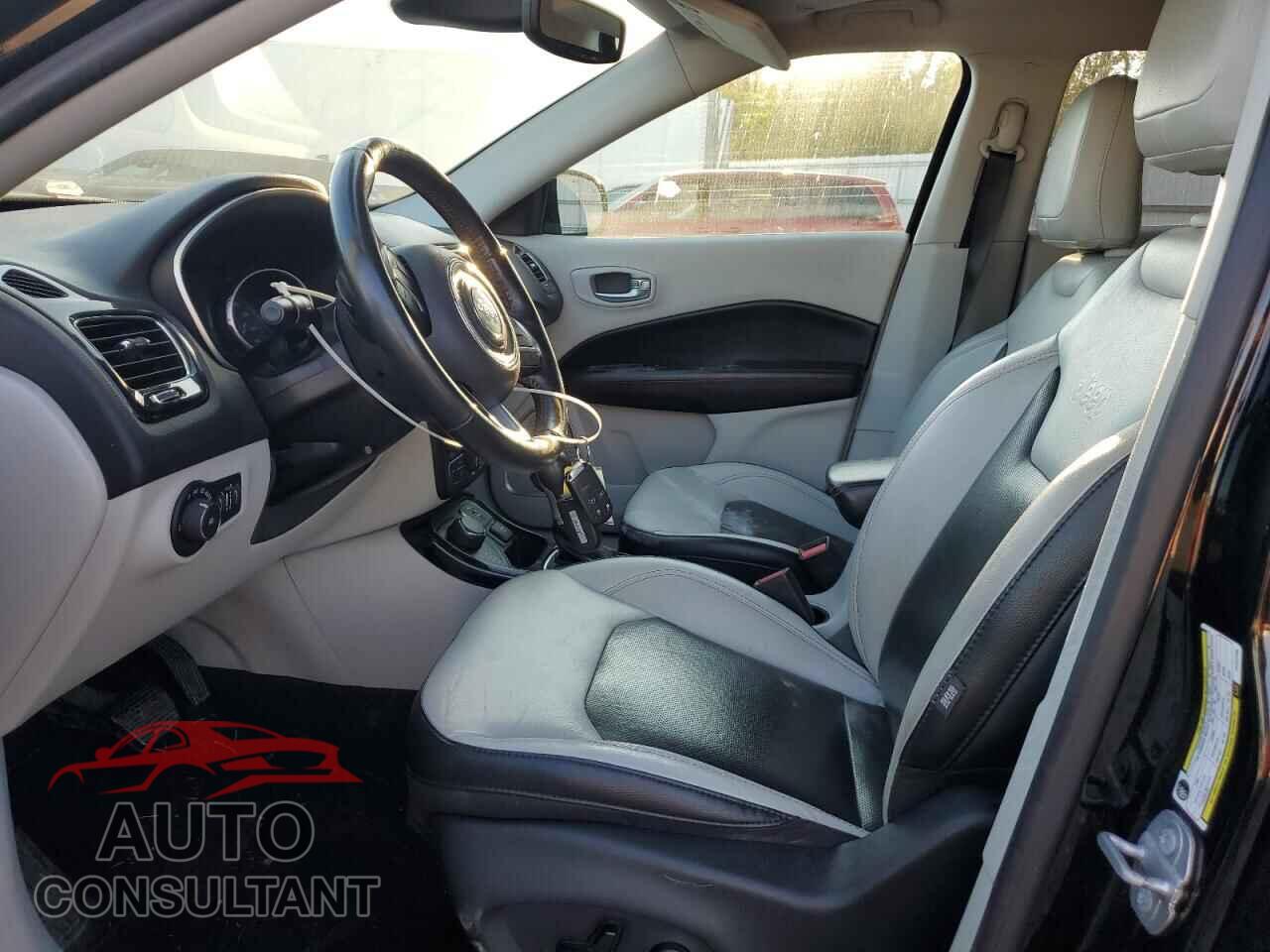 JEEP COMPASS 2018 - 3C4NJDCB3JT401490