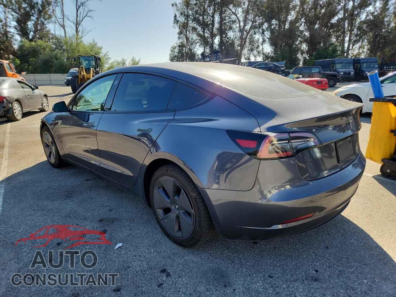 TESLA MODEL 3 2023 - 5YJ3E1EAXPF498967