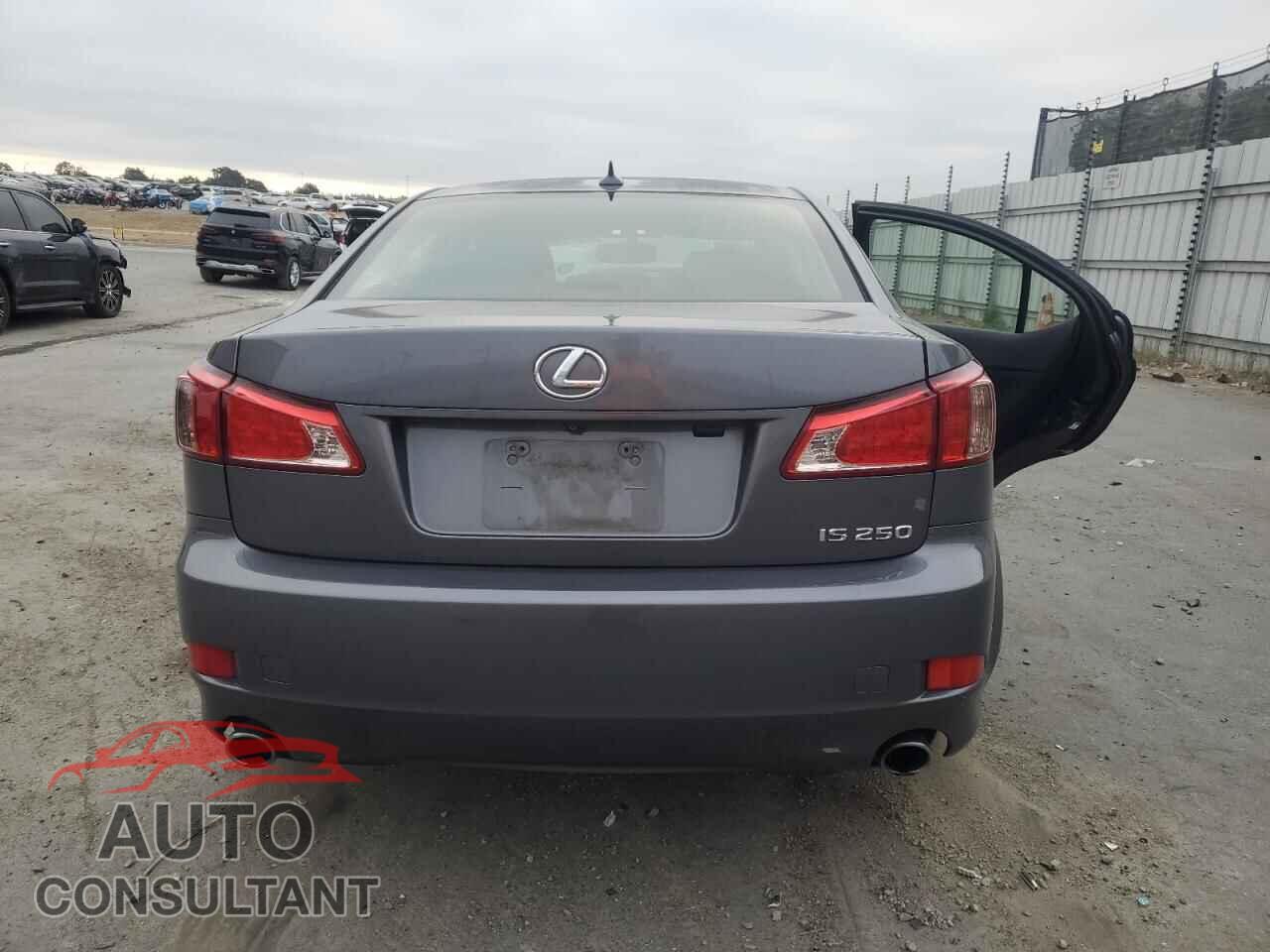 LEXUS IS 2012 - JTHBF5C22C5169072