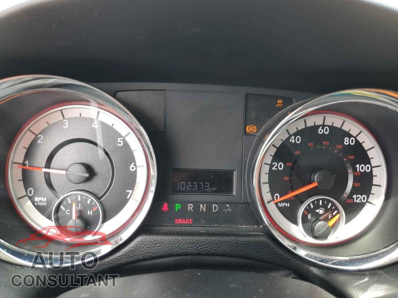 DODGE CARAVAN 2011 - 2D4RN4DG2BR629844