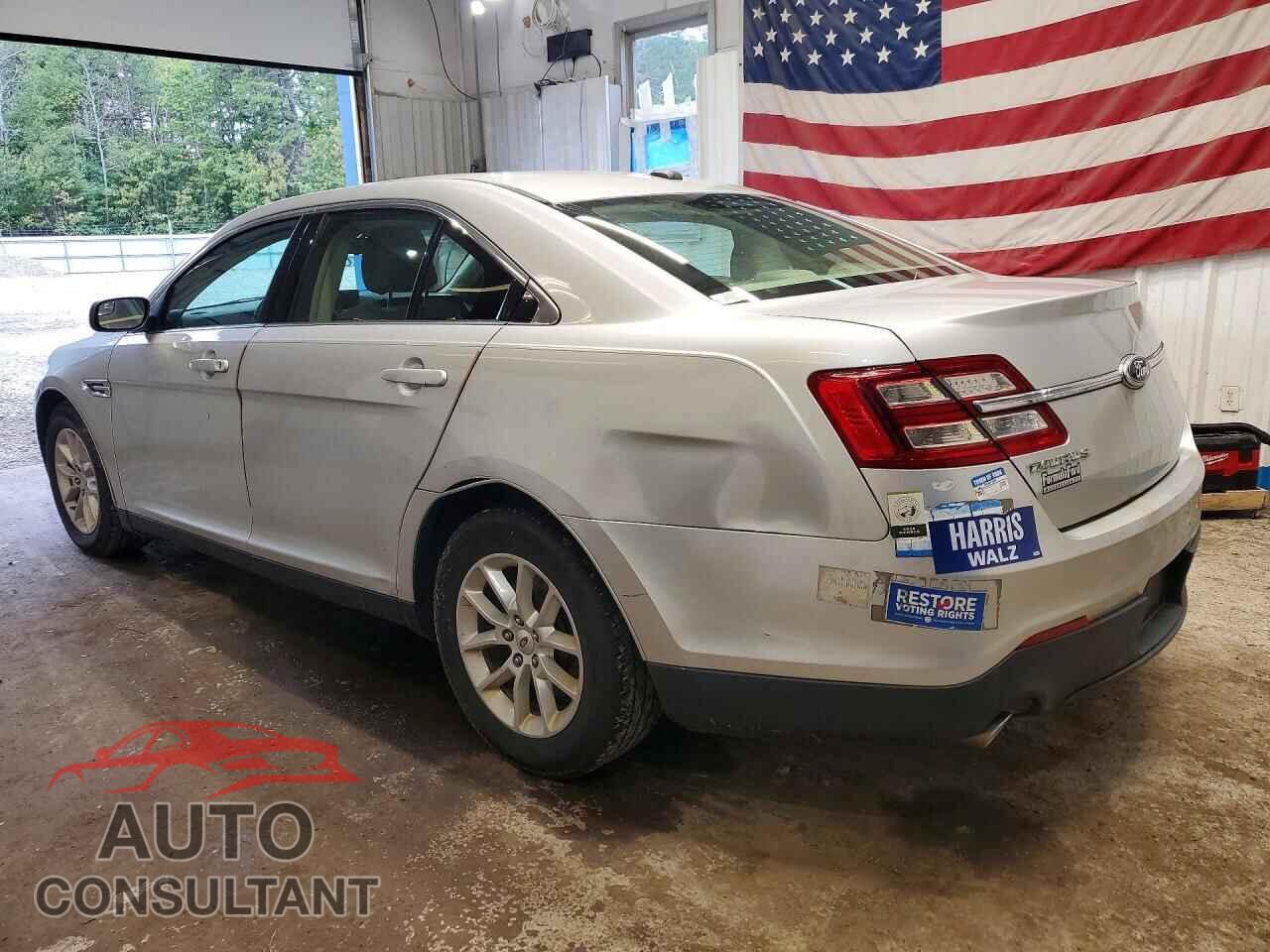 FORD TAURUS 2013 - 1FAHP2D82DG207468