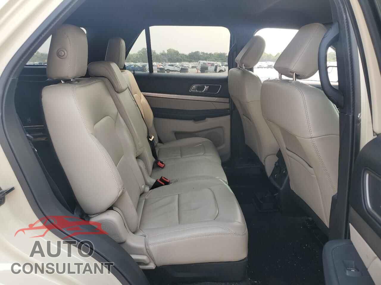 FORD EXPLORER 2018 - 1FM5K7D88JGB26765