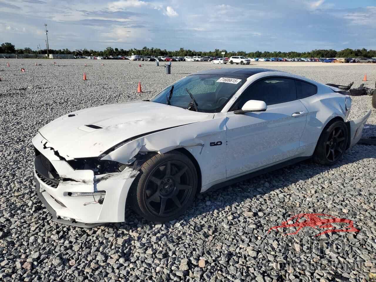 FORD MUSTANG 2019 - 1FA6P8CFXK5147054