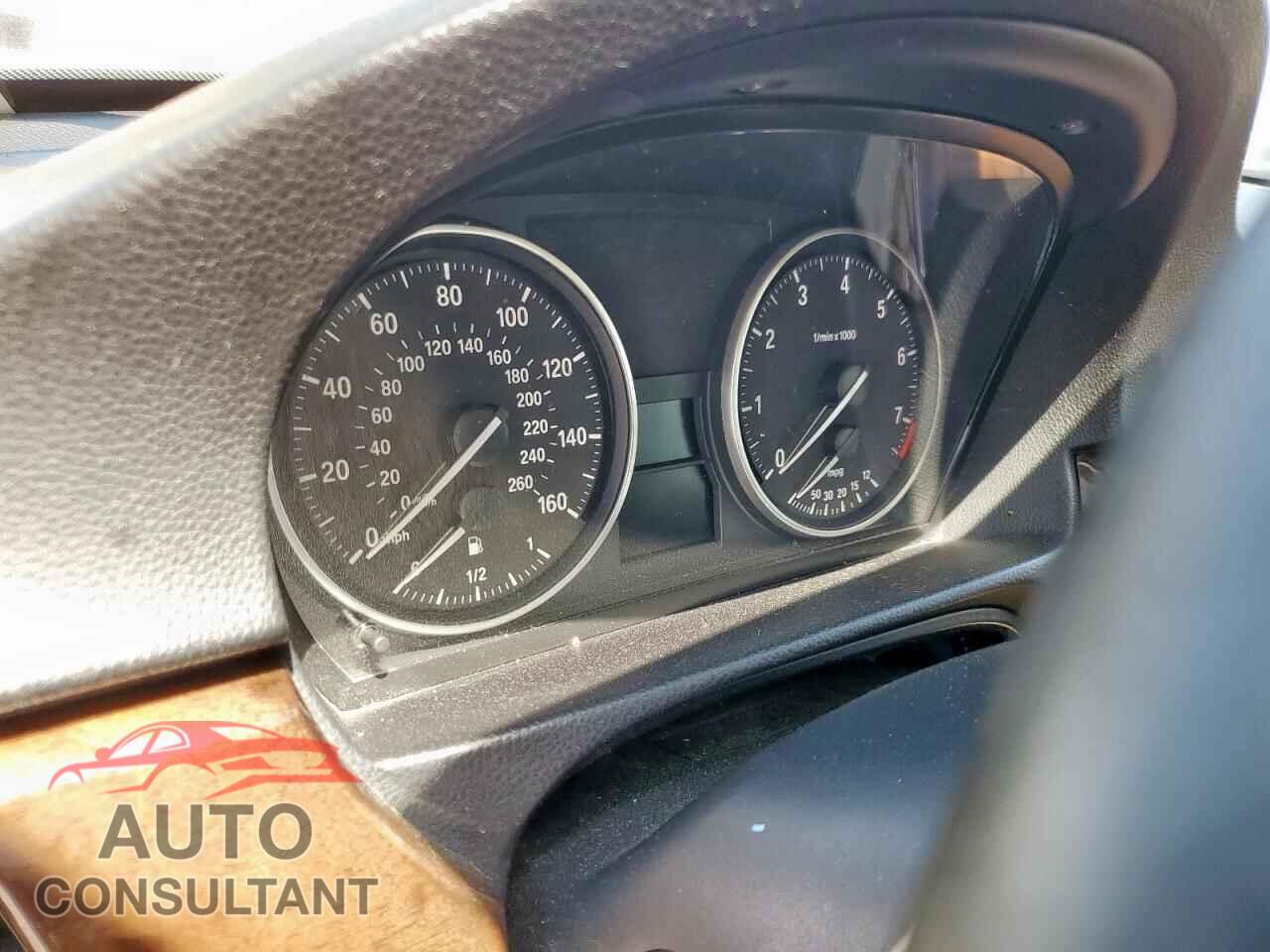 BMW 3 SERIES 2011 - WBAPH7C55BE852046