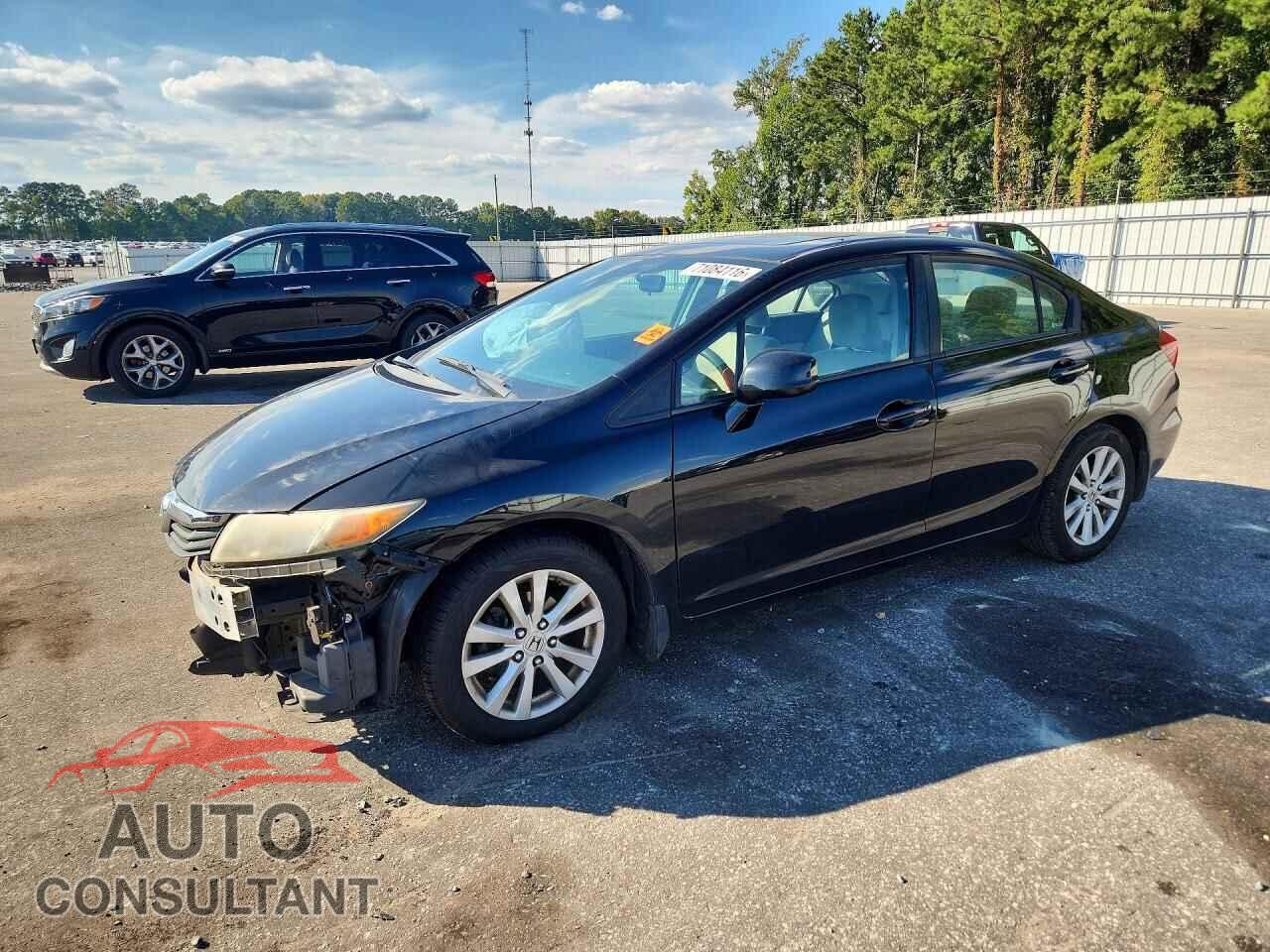 HONDA CIVIC 2012 - 2HGFB2F83CH321349